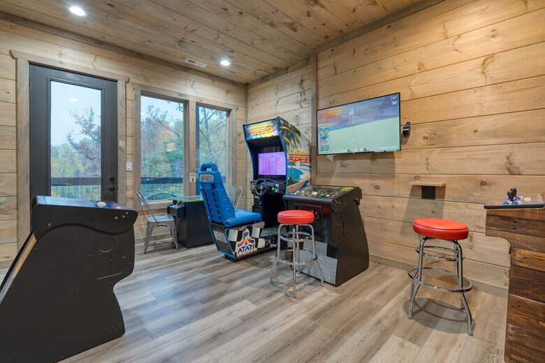 Mountain Majesty at Rambling Ridge Lodge - Gatlinburg, Tennessee