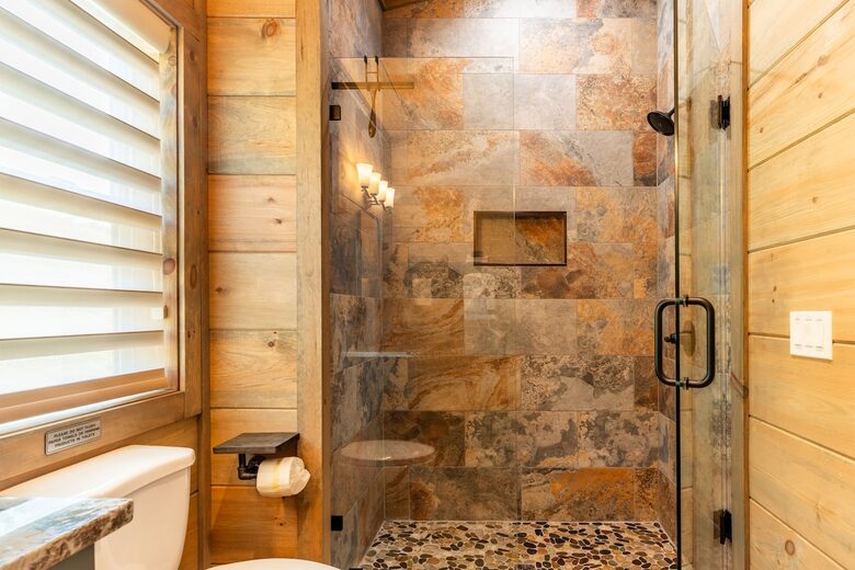 Mountain Majesty at Rambling Ridge Lodge - Gatlinburg, Tennessee