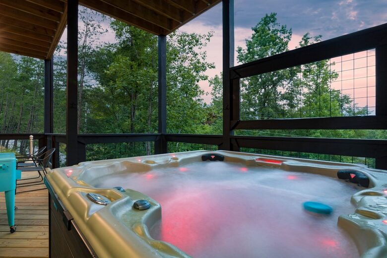 Mountain Majesty at Rambling Ridge Lodge - Gatlinburg, Tennessee