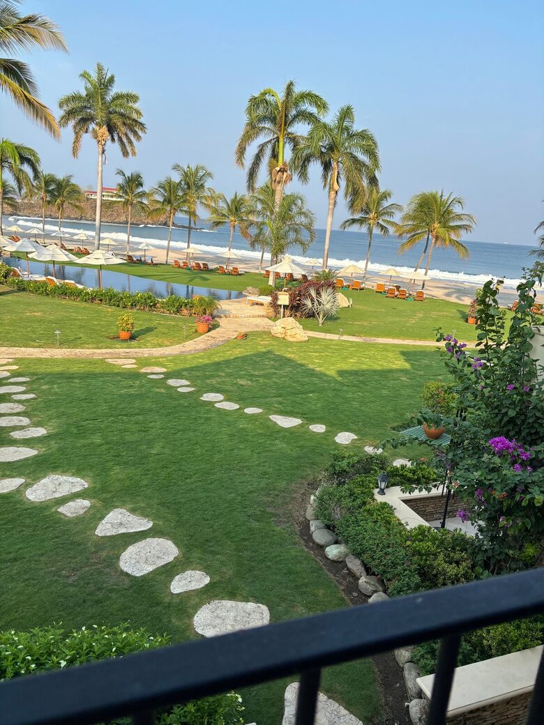 Two-Story Beachfront Villa with Sweeping Pacific Views - Playa Flamingo, Costa Rica