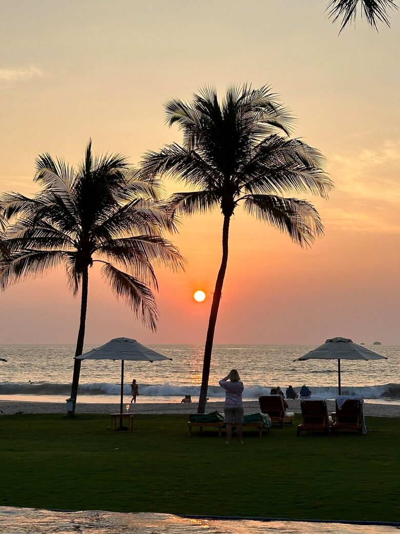 Two-Story Beachfront Villa with Sweeping Pacific Views - Playa Flamingo, Costa Rica