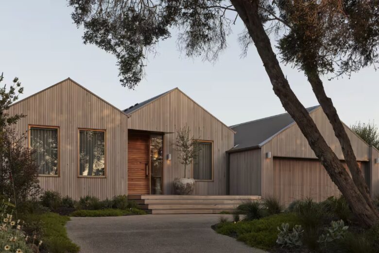 Secluded Elegance with Pool & Spa in Blairgowrie’s Coastal Haven - Blairgowrie, Australia