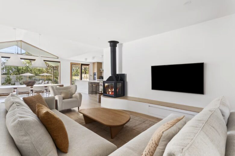 Secluded Elegance with Pool & Spa in Blairgowrie’s Coastal Haven - Blairgowrie, Australia