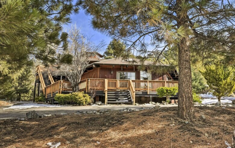 The Grand Woodland Cabin | Rustic Elegance in the Heart of Pine Mountain Club - Pine Mountain Club, California
