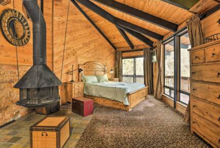 The Grand Woodland Cabin | Rustic Elegance in the Heart of Pine Mountain Club - Pine Mountain Club, California