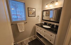 Upstairs Full Bath