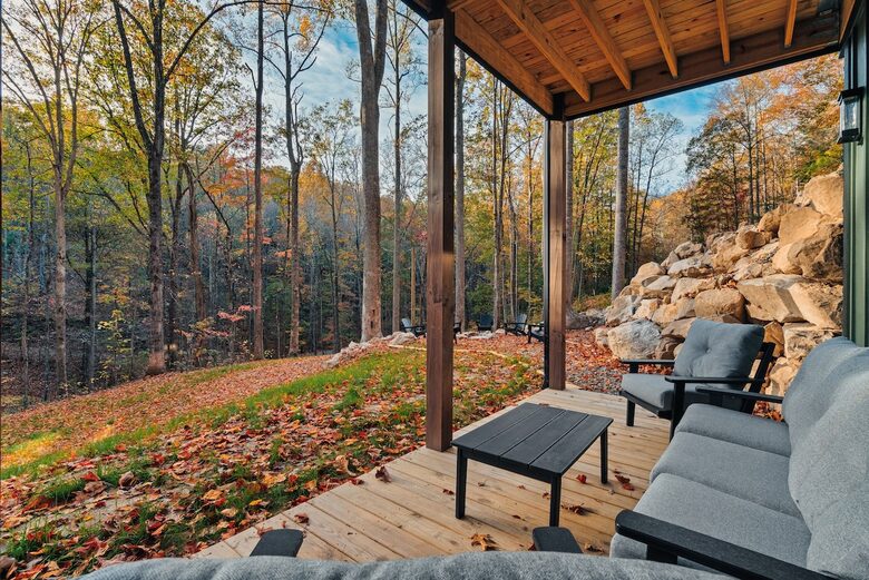 Modern Mountain Escape with Private Indoor Pool - Sevierville, Tennessee