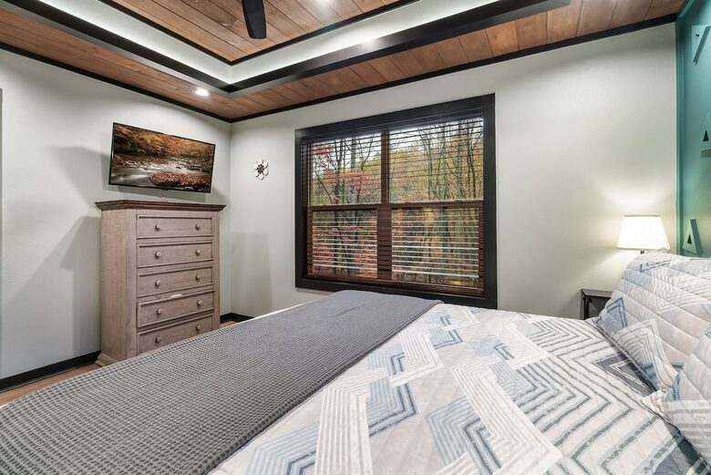 Modern Mountain Escape with Private Indoor Pool - Sevierville, Tennessee