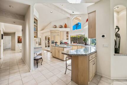 Chic Indian Wells Home with Gym and Putting Green - Indian Wells, California