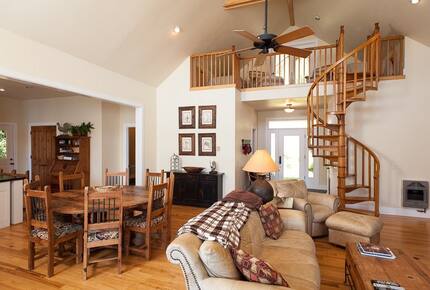 A Private Retreat on Nantahala Lake - Topton, North Carolina