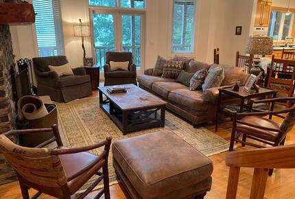A Private Retreat on Nantahala Lake - Topton, North Carolina