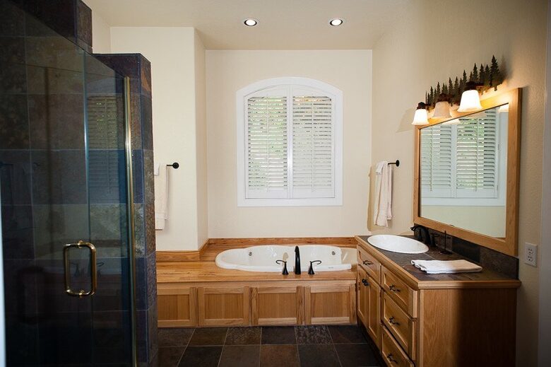 A Private Retreat on Nantahala Lake - Topton, North Carolina