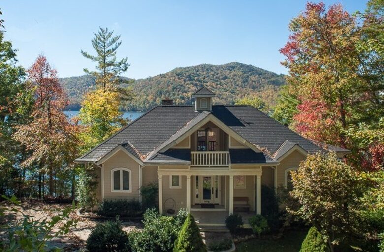 A Private Retreat on Nantahala Lake - Topton, North Carolina