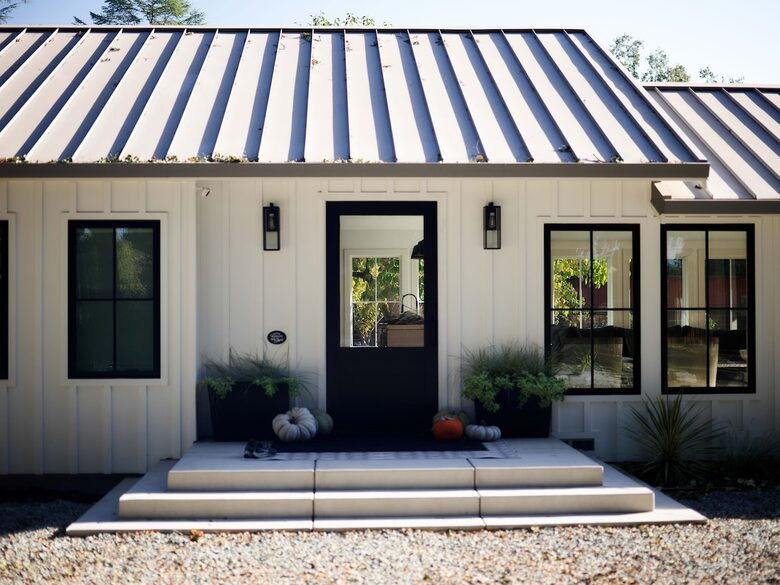 Elegant Napa Getaway with Poolside Views and Wine Country Charm - Napa, California