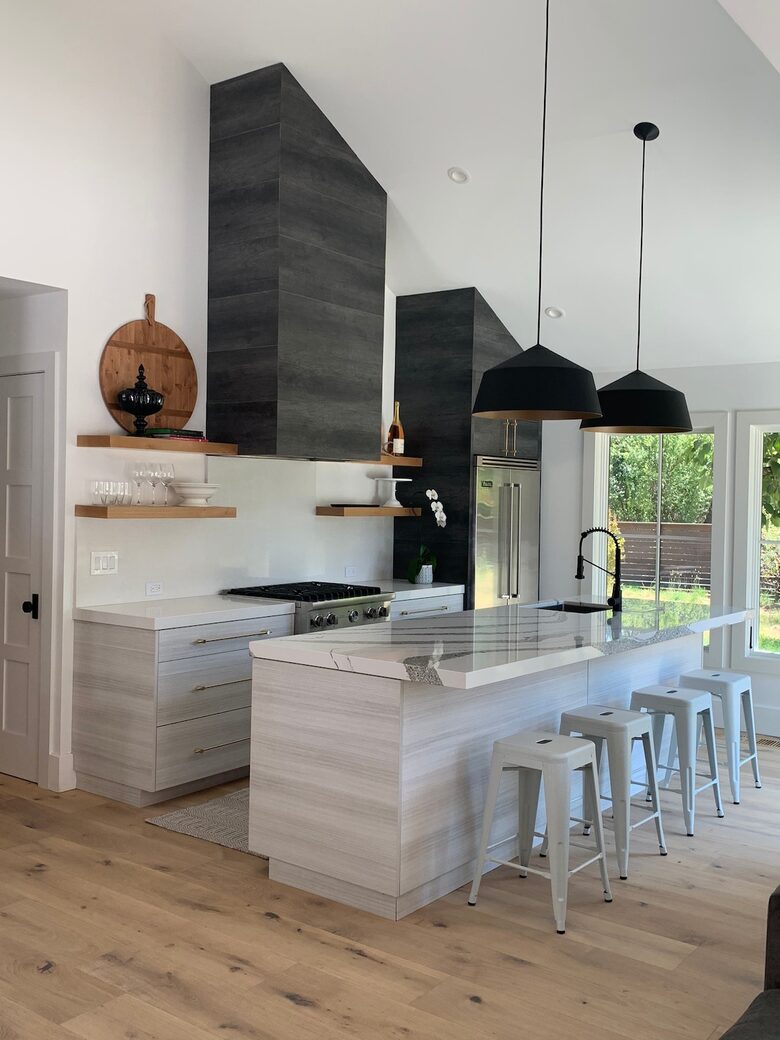 Elegant Napa Getaway with Poolside Views and Wine Country Charm - Napa, California