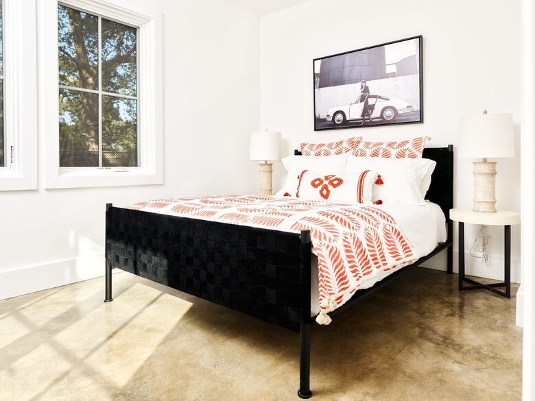 Elegant Napa Getaway with Poolside Views and Wine Country Charm - Napa, California