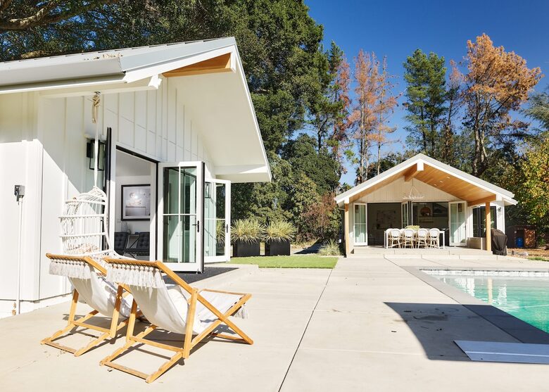 Elegant Napa Getaway with Poolside Views and Wine Country Charm - Napa, California