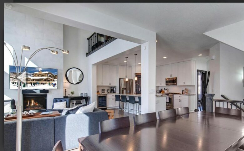 Scenic Splendor & Sophisticated Style in Park City - Heber City, Utah