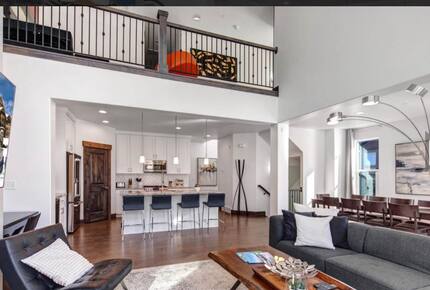 Scenic Splendor & Sophisticated Style in Park City - Heber City, Utah
