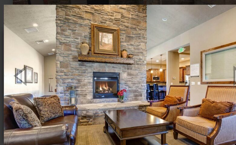 Scenic Splendor & Sophisticated Style in Park City - Heber City, Utah
