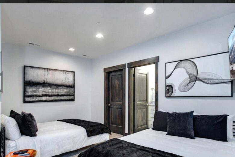 Scenic Splendor & Sophisticated Style in Park City - Heber City, Utah