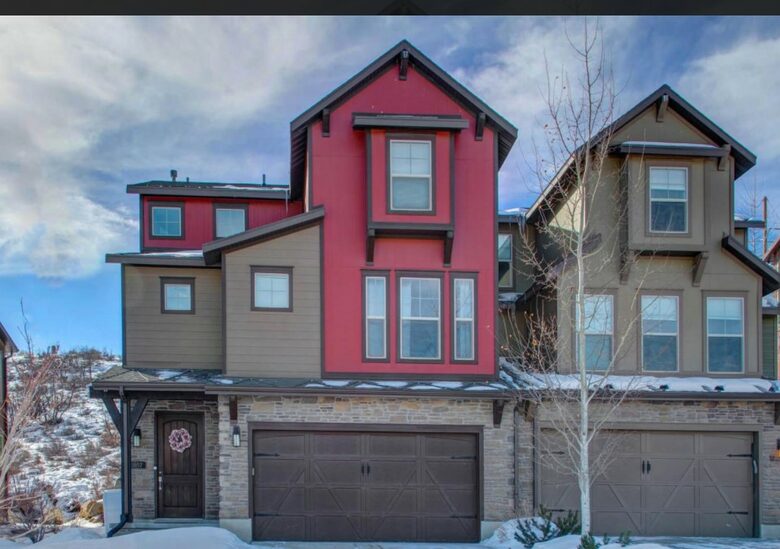 Scenic Splendor & Sophisticated Style in Park City - Heber City, Utah