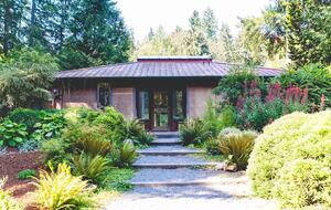 Secluded Nature Haven Just Minutes from Seattle - Vashon, Washington