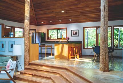 Secluded Nature Haven Just Minutes from Seattle - Vashon, Washington