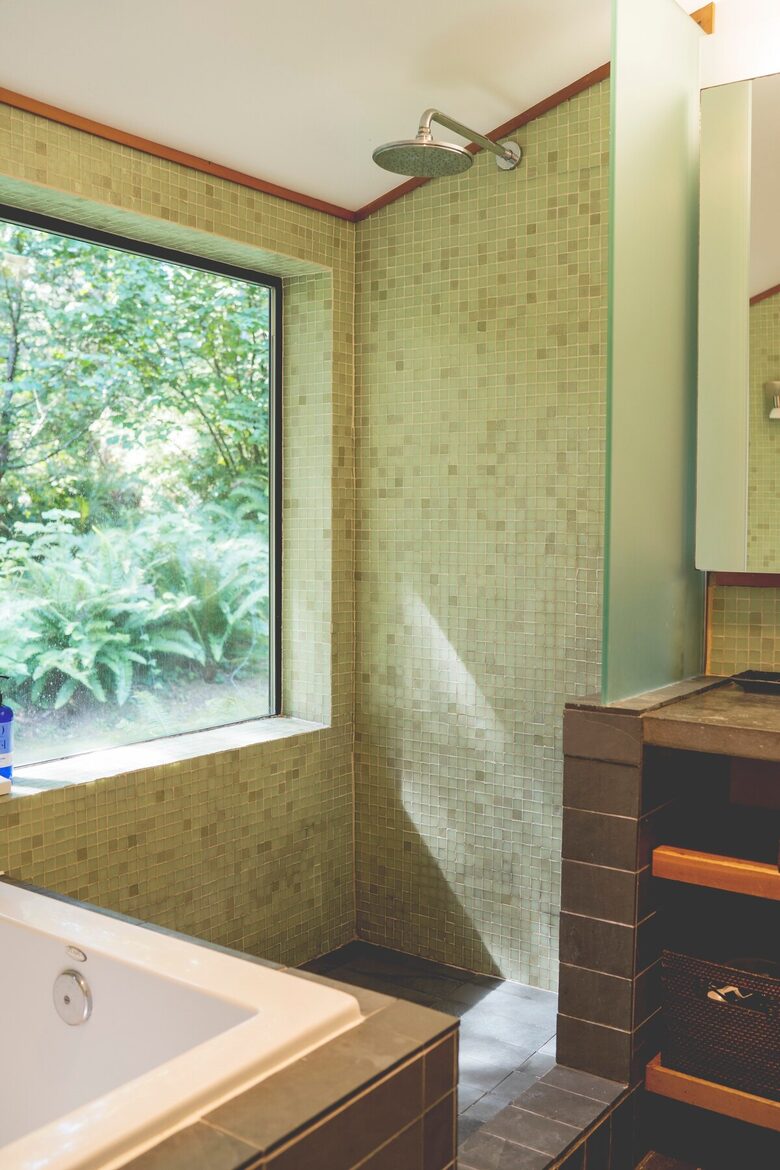 Secluded Nature Haven Just Minutes from Seattle - Vashon, Washington