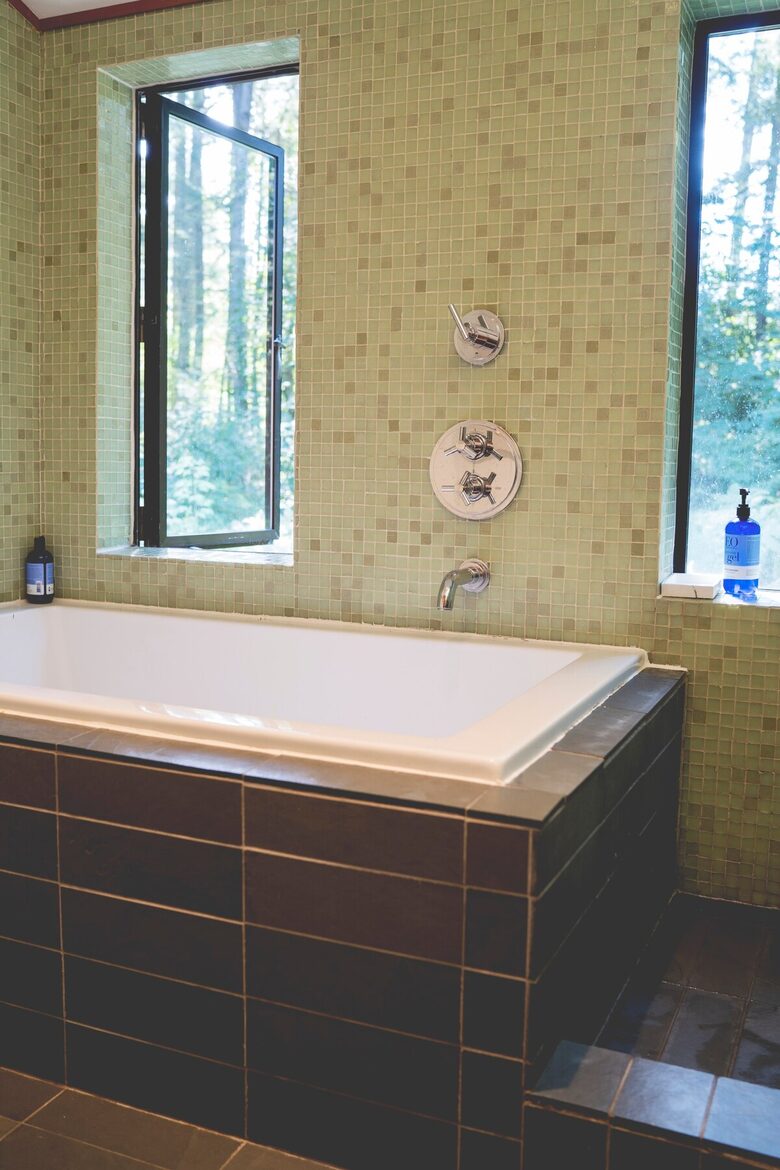 Secluded Nature Haven Just Minutes from Seattle - Vashon, Washington