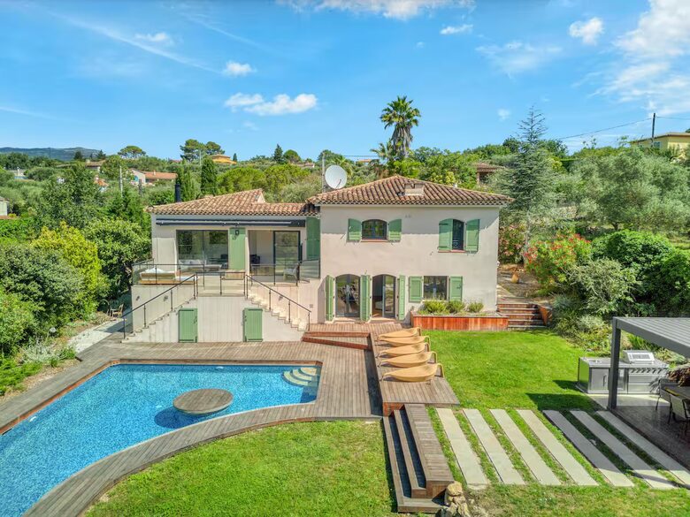 Unique villa in the heart of Valbonne - Valbonne, France