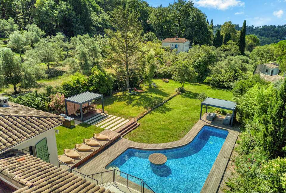 Unique villa in the heart of Valbonne - Valbonne, France
