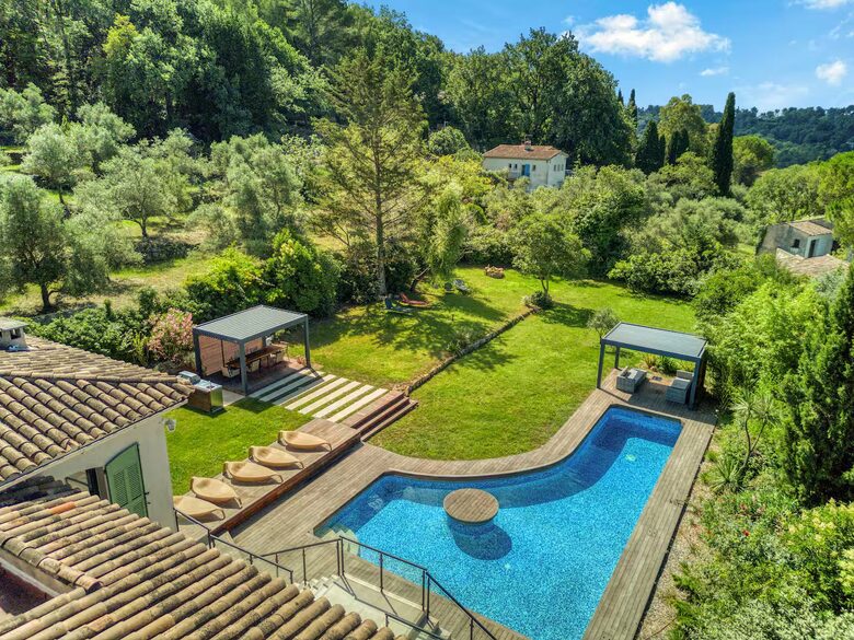 Unique villa in the heart of Valbonne - Valbonne, France