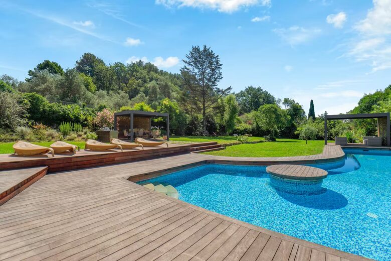 Unique villa in the heart of Valbonne - Valbonne, France
