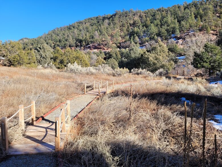 Exclusive Santa Fe Escape with Iconic Design and Natural Beauty - Glorieta, New Mexico