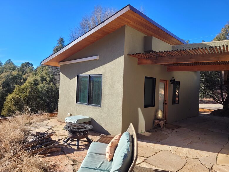 Exclusive Santa Fe Escape with Iconic Design and Natural Beauty - Glorieta, New Mexico