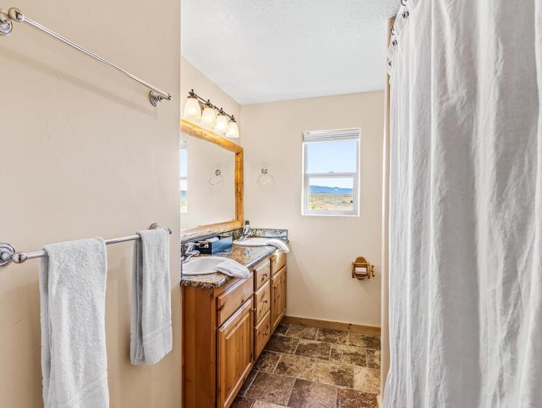 Riverside Retreat in Southern Utah | A perfect base camp for your national park adventures! - Panguitch, Utah