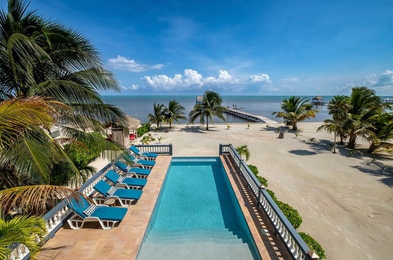 Caribbean Bliss: A Beachfront Haven in San Pedro - San Pedro, Belize