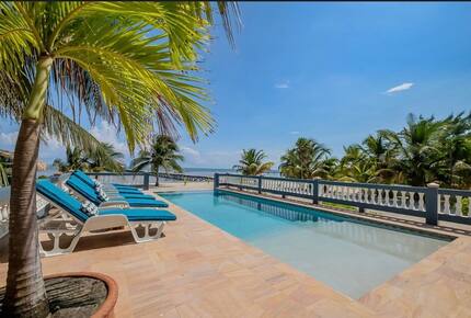 Caribbean Bliss: A Beachfront Haven in San Pedro - San Pedro, Belize