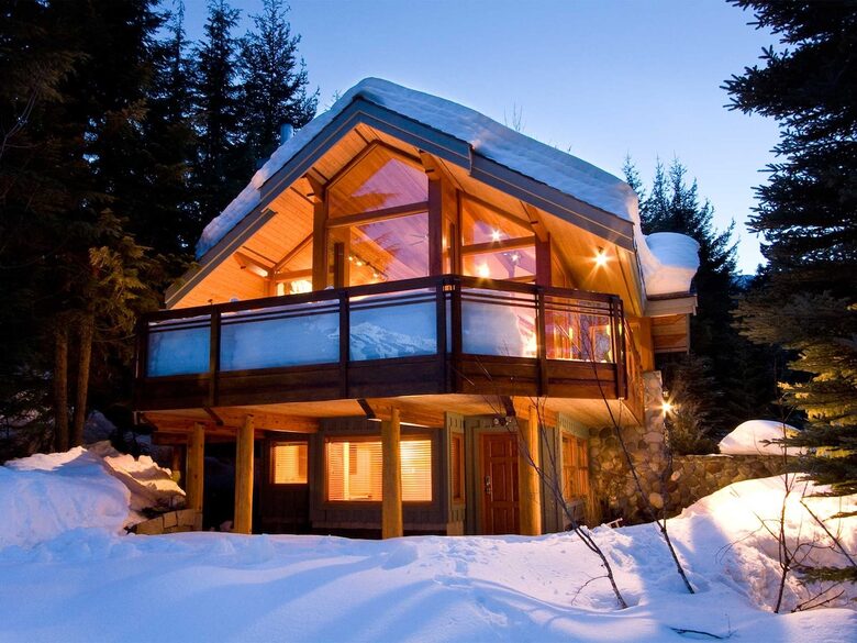 Whistler Elegance with Mountain Views - Whistler, Canada