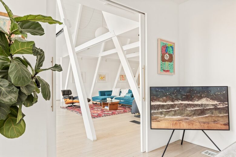 Iconic Mid-Century A-Frame Retreat on Big Bear Lake - Big Bear Lake, California