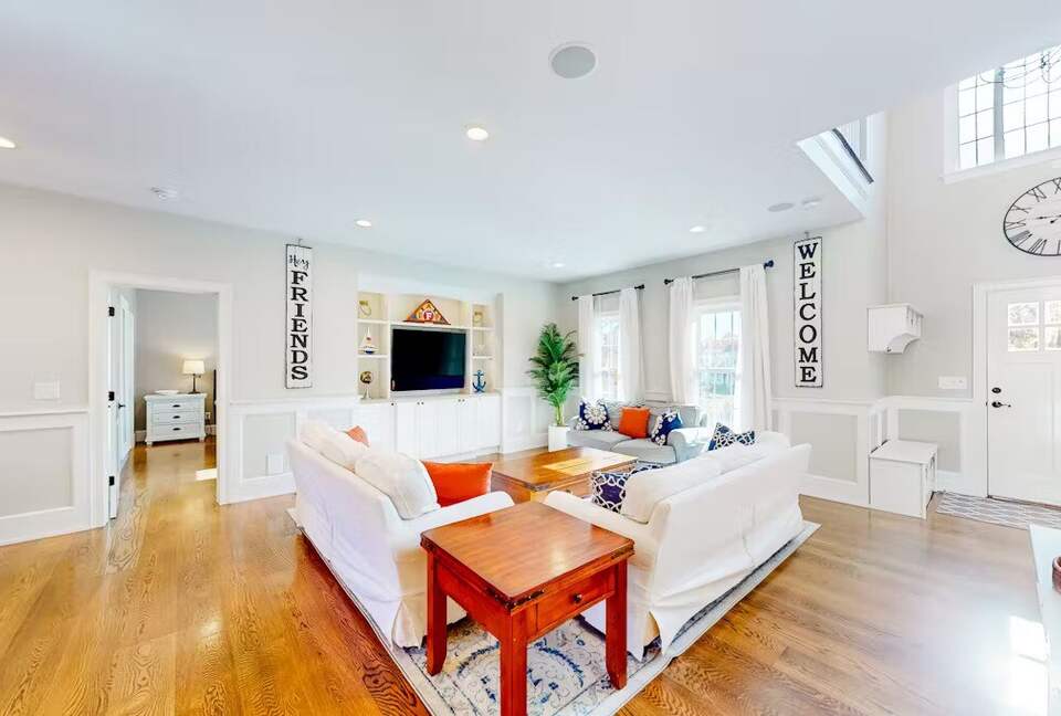 Inviting Family Getaway in the Heart of Cape Cod - Yarmouth, Massachusetts