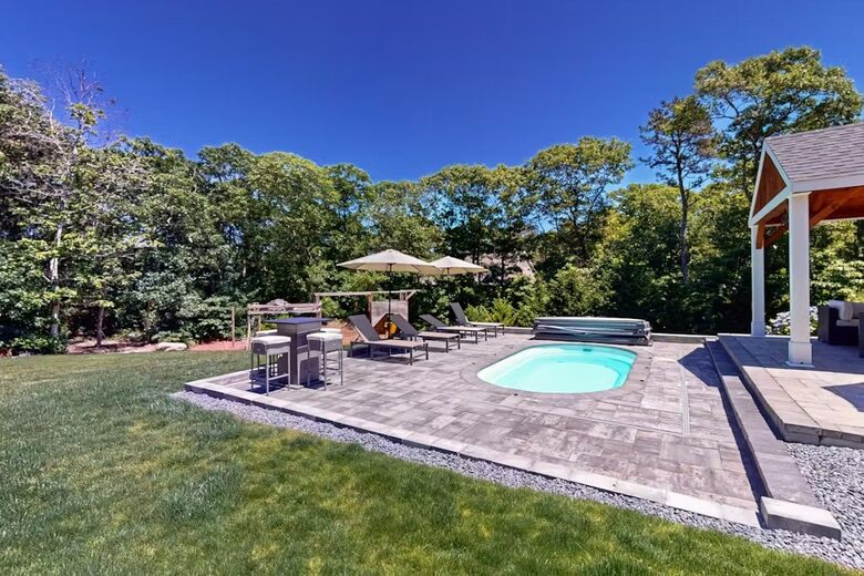 Inviting Family Getaway in the Heart of Cape Cod - Yarmouth, Massachusetts