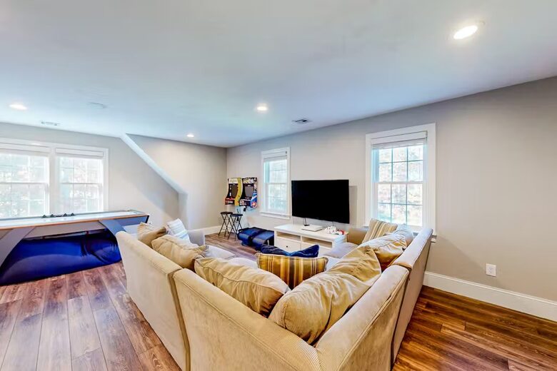 Inviting Family Getaway in the Heart of Cape Cod - Yarmouth, Massachusetts