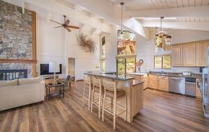 Tahoe City Family Retreat Near Outdoor Recreation - Tahoe City, California