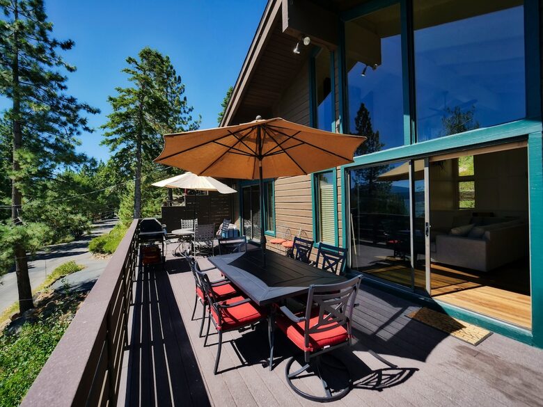 Tahoe City Family Retreat Near Outdoor Recreation - Tahoe City, California