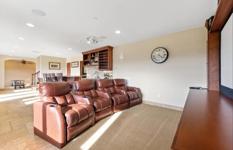Serene Hillside Haven with Private Theater - Escondido, California