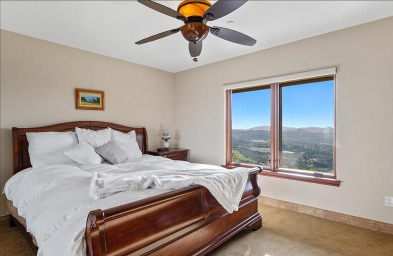 Serene Hillside Haven with Private Theater - Escondido, California