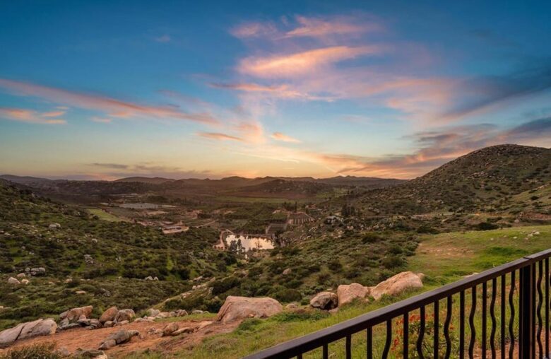Serene Hillside Haven with Private Theater - Escondido, California