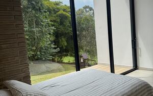 Exquisita villa moderna con vistas panorámicas al lago - Calima, Colombia
